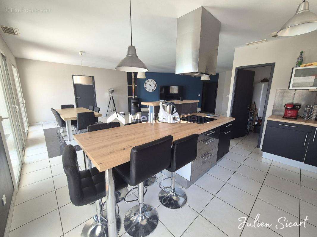 Villa 4 faces avec piscine - photo 9