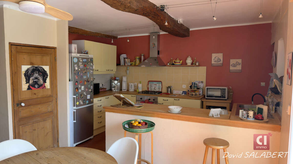 Forcalqueiret,  rare maison de village avec jardin, piscine et grand garage - photo 9