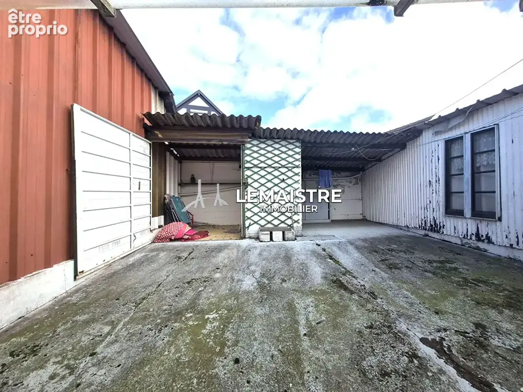 Ensemble immobilier avec maison f3, garage commercial et dépendances - photo 11