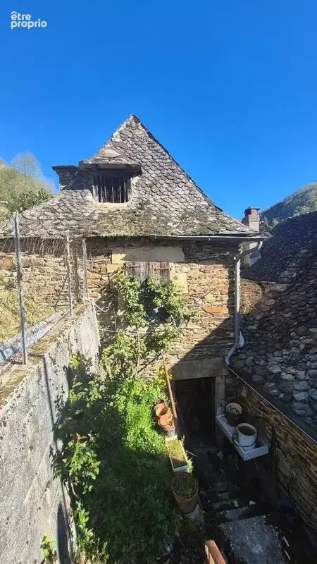 ESTAING, maison de village  5 pièces 115 m2, garage, terrain - photo 12