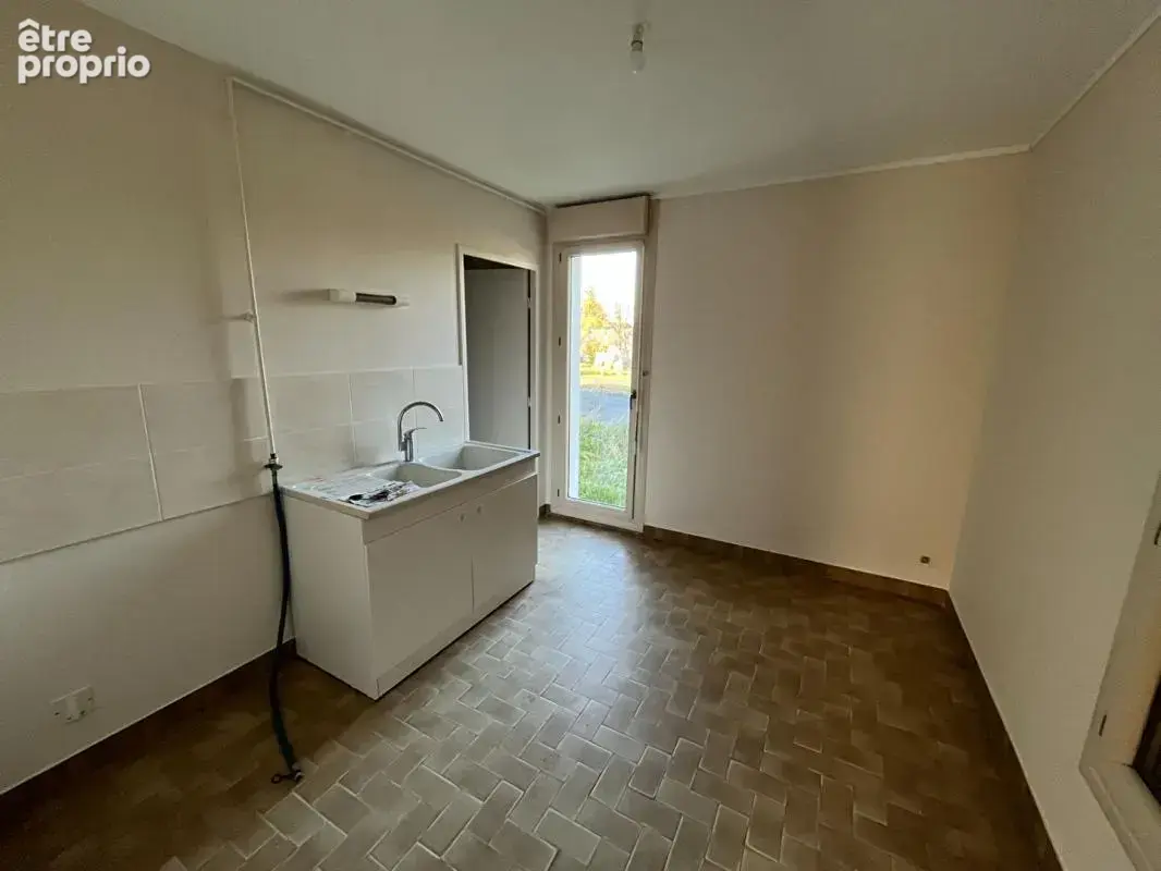 Maison Parcay Les Pins 4 pièce(s) - photo 4