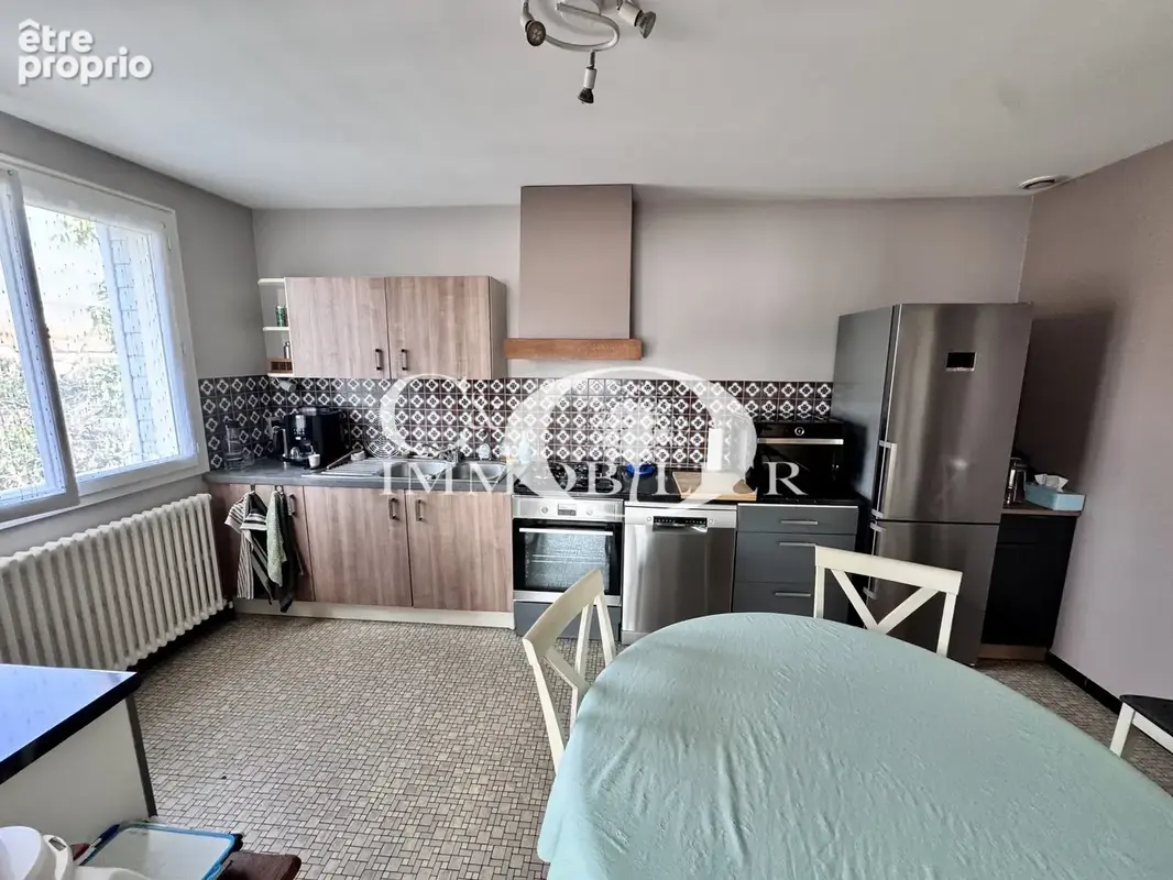 Maison de bourg avec 3 chambres et sous-sol - photo 3