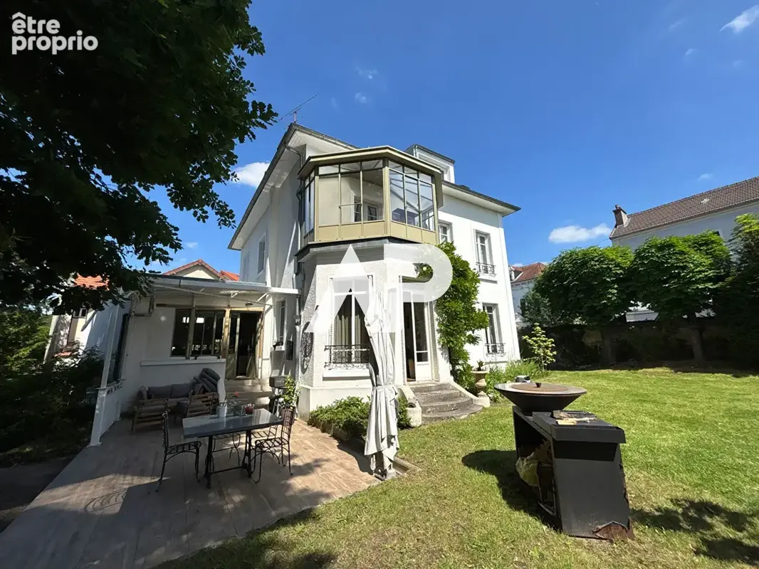 Photo Maison à Montmorency au prix de 1 290 000€