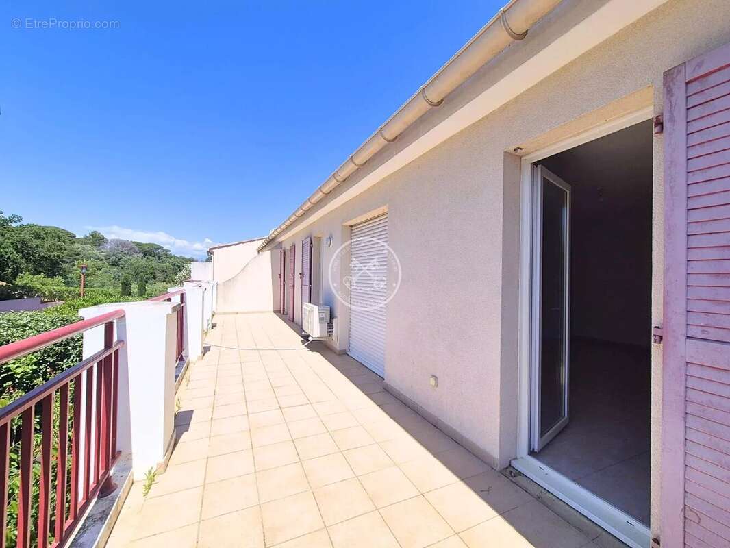 Appartement à FREJUS