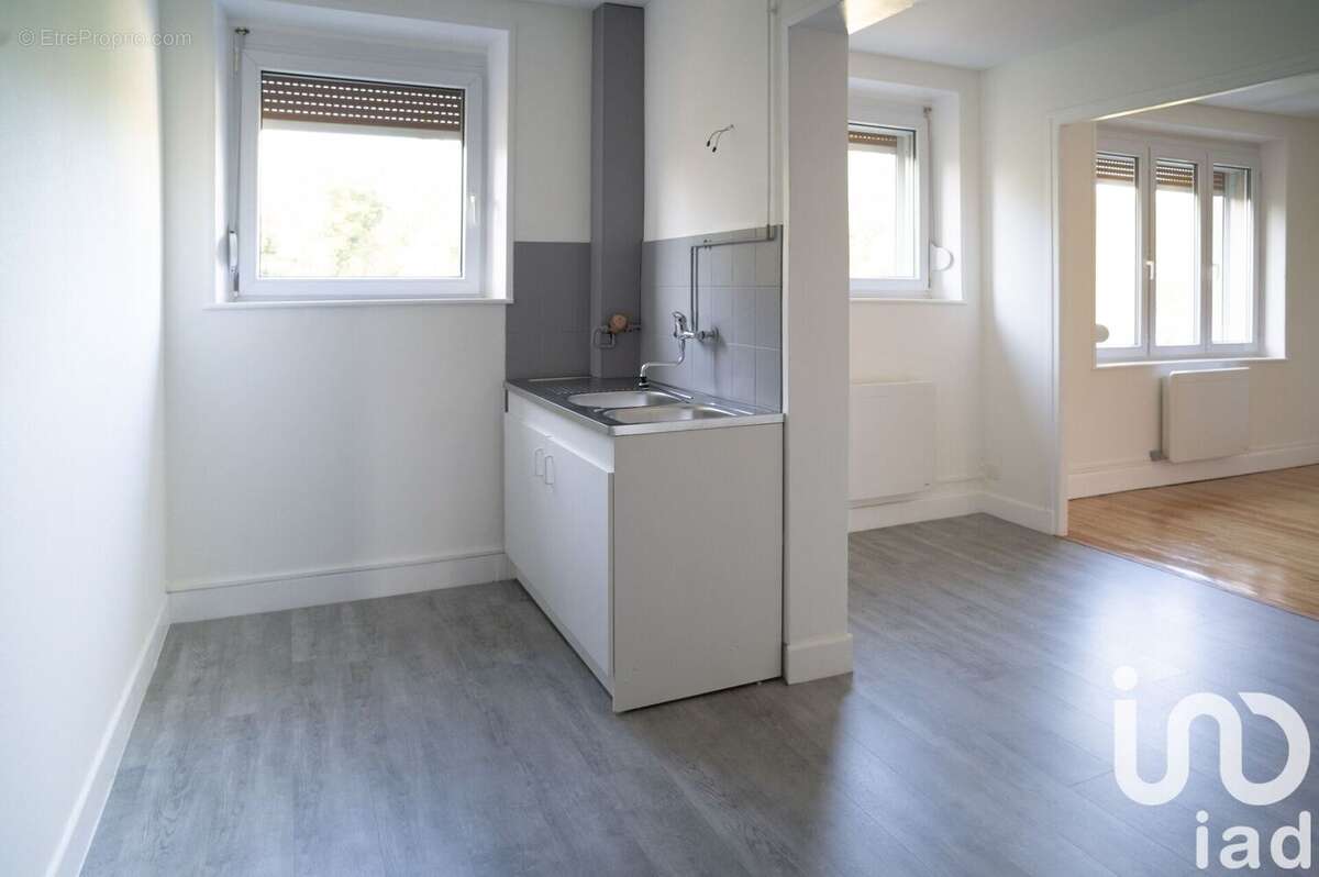 Photo 8 - Appartement à CHARLEVILLE-MEZIERES