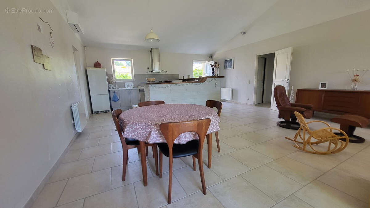 Maison à PERTUIS