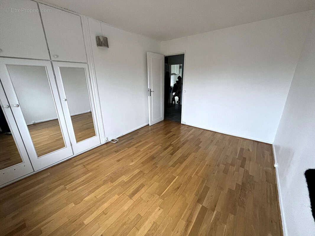Appartement à LE BLANC-MESNIL