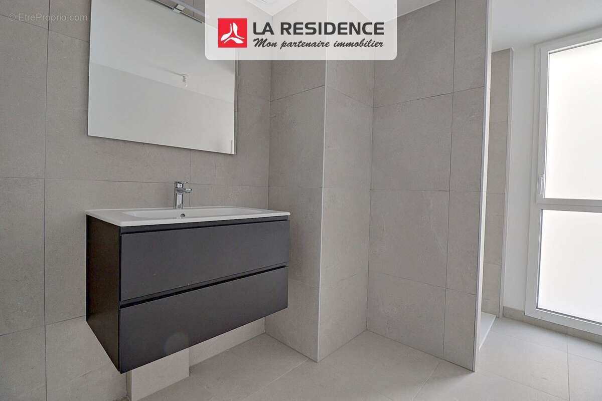 Appartement à CASTRIES