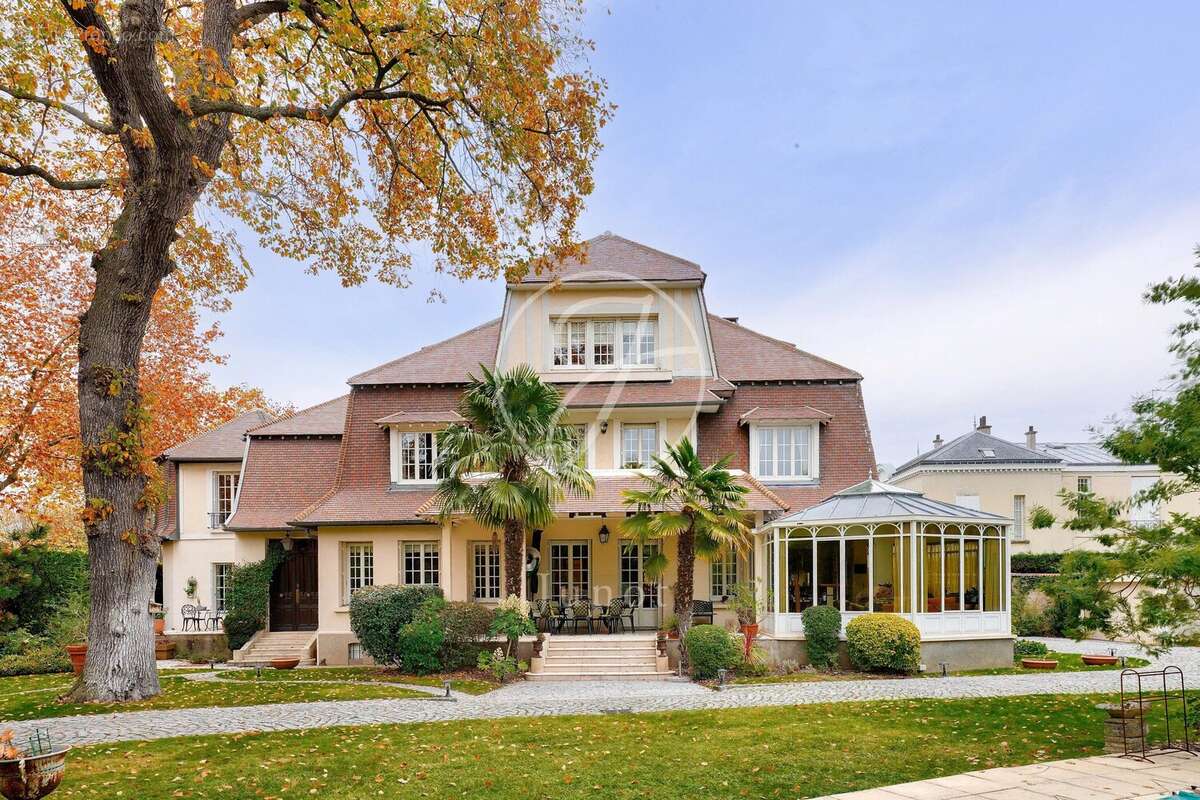 Maison à LE VESINET