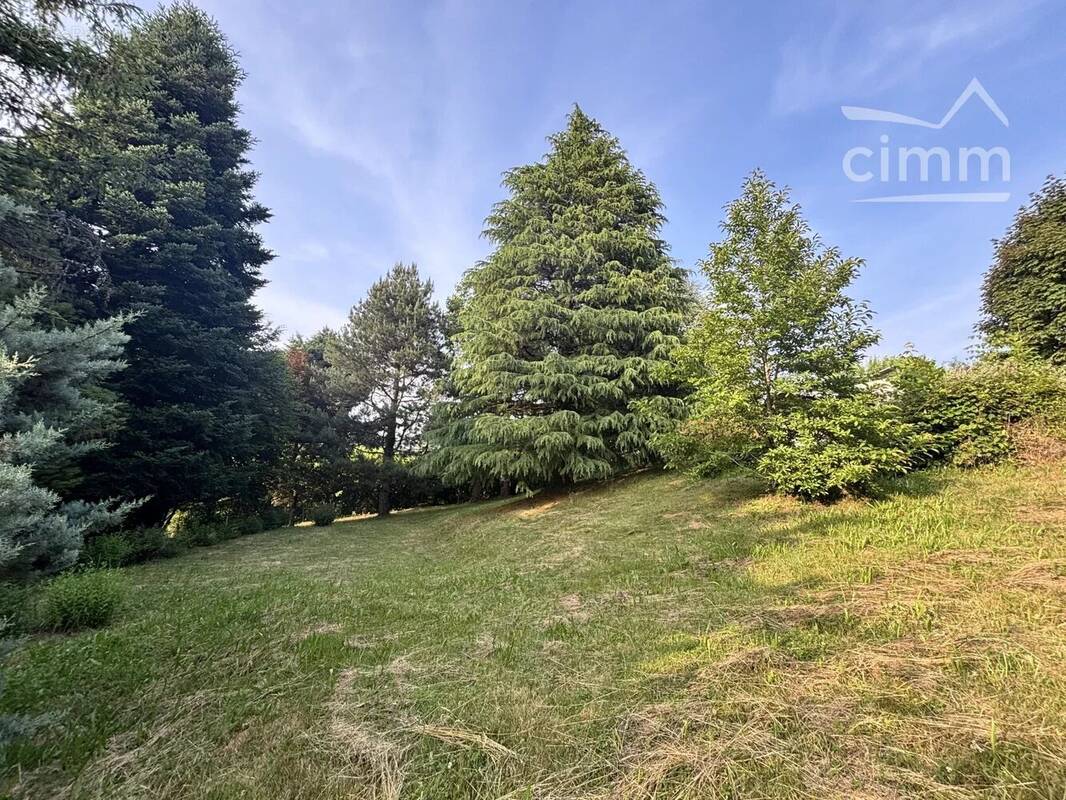 Terrain à SAINT-MARTIN-D&#039;URIAGE