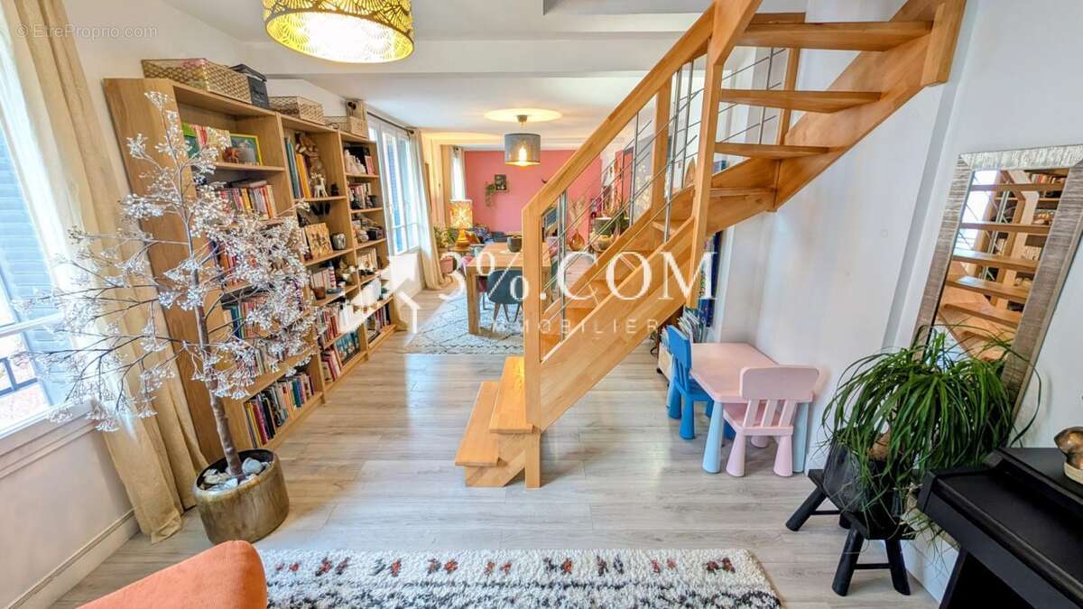 Appartement à POISSY