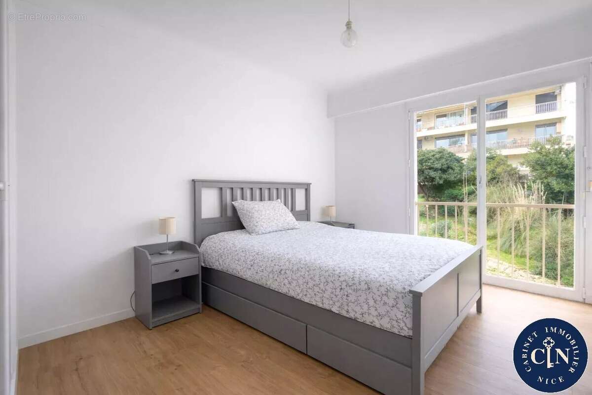 Appartement 79 m² à Nice  - photo 7