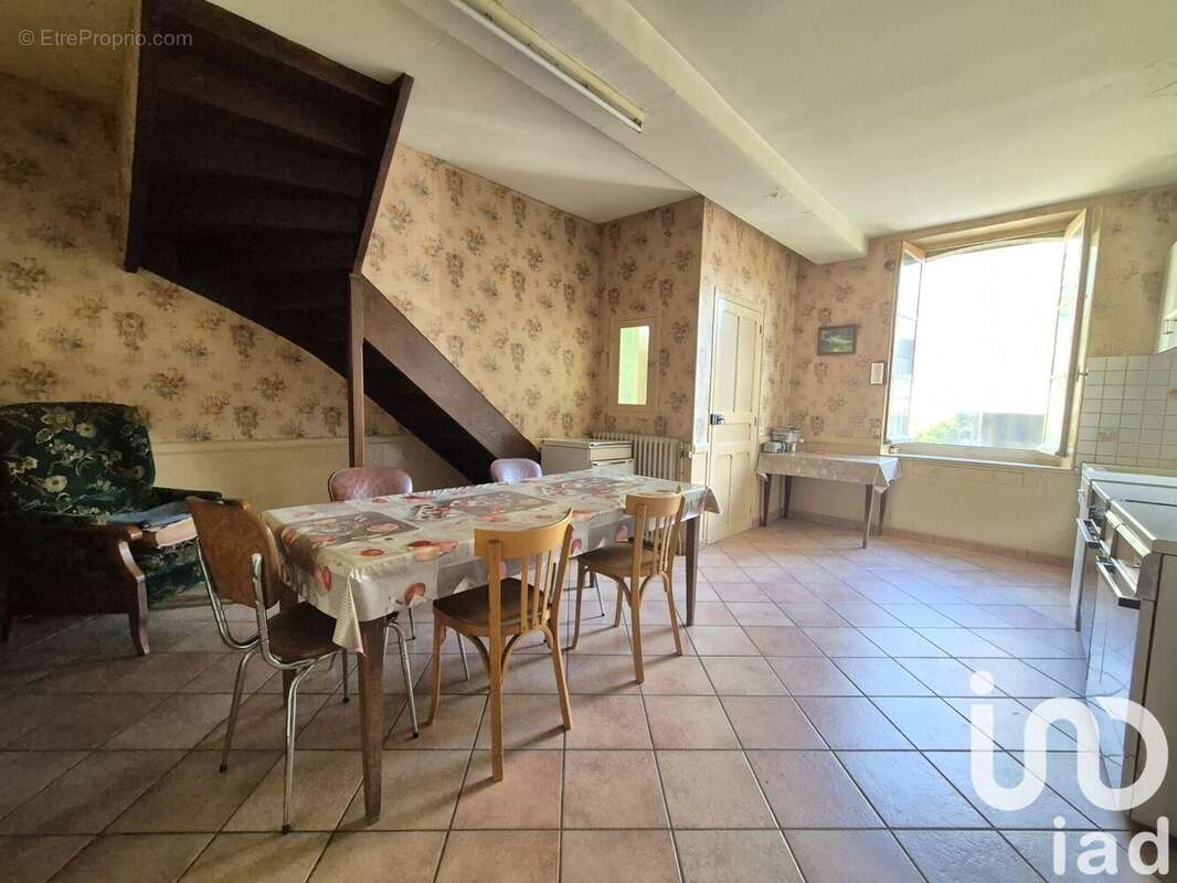 Photo 3 - Maison à MERCY