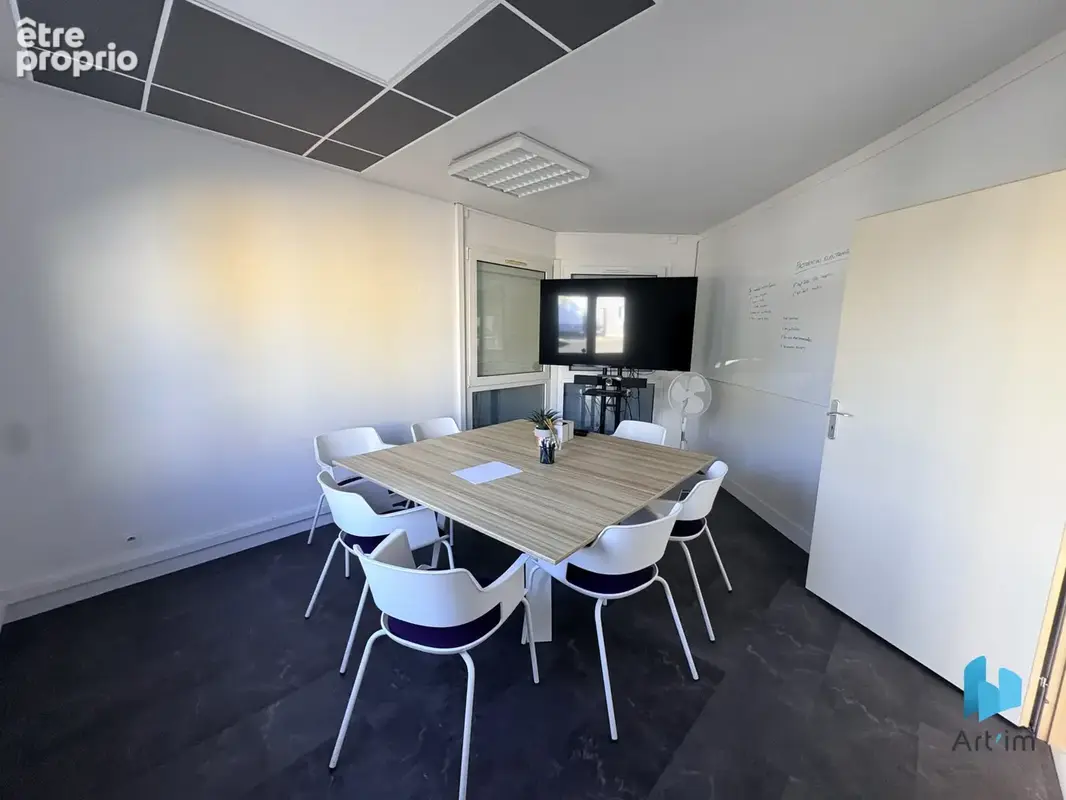 Bureaux et ateliers disponibles - photo 12