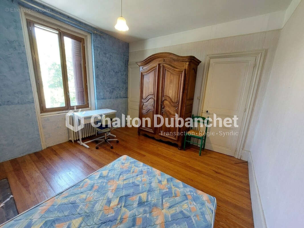 Maison 179 m² à Feurs  - photo 8