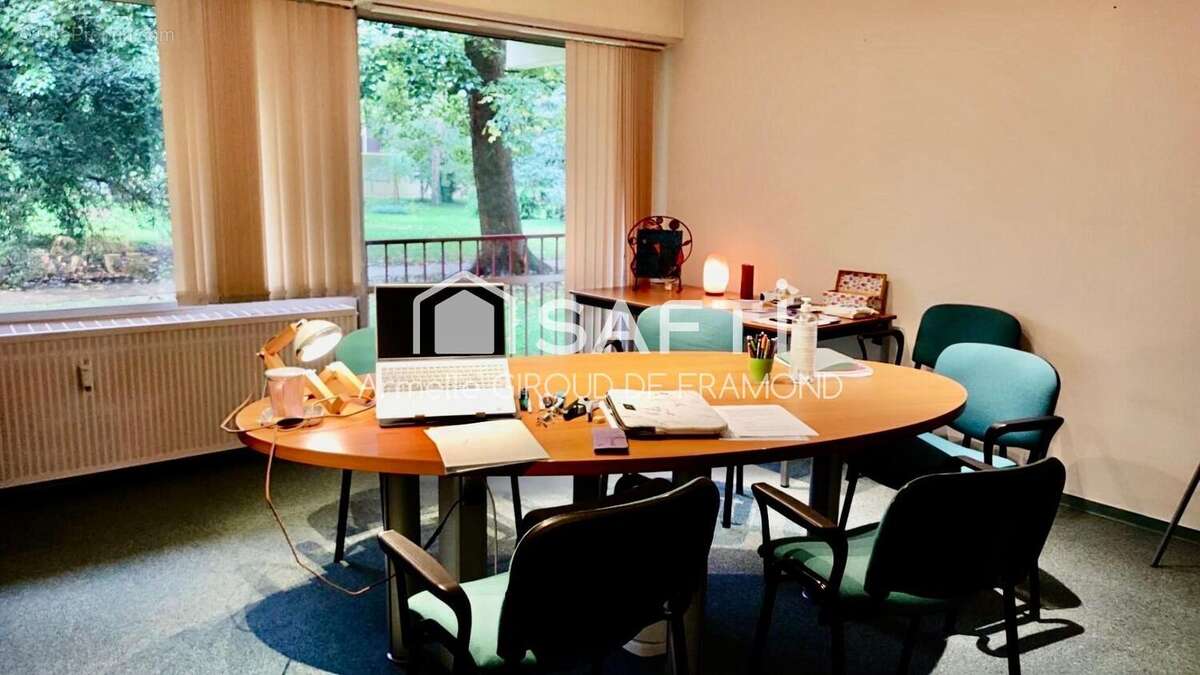 Photo 3 - Commerce à MULHOUSE