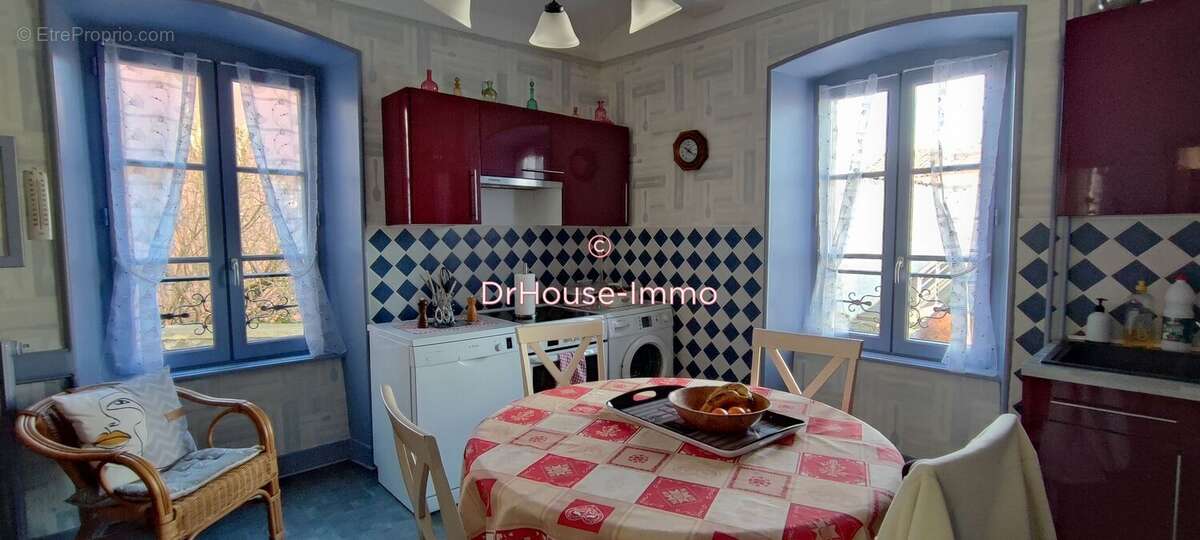 Maison 350 m² à Siaugues-Sainte-Marie  - photo 3