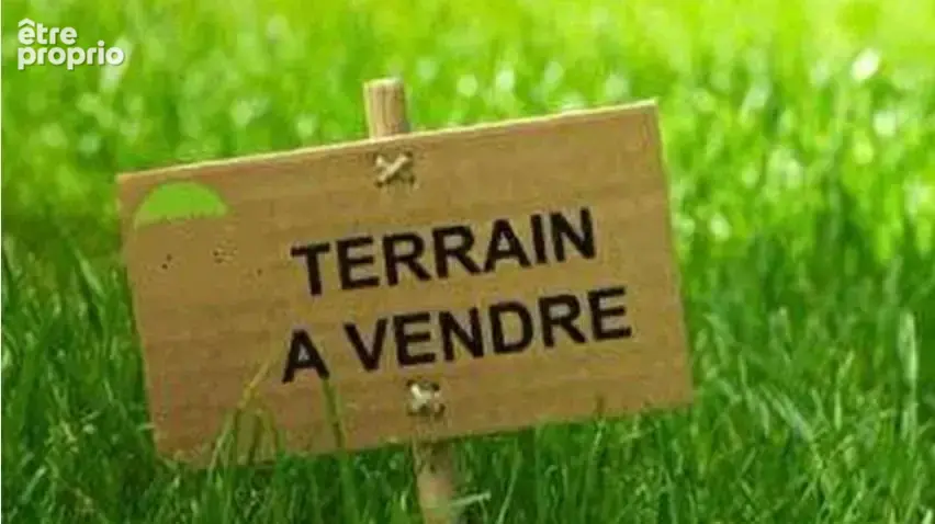 Terrain à BESSAN