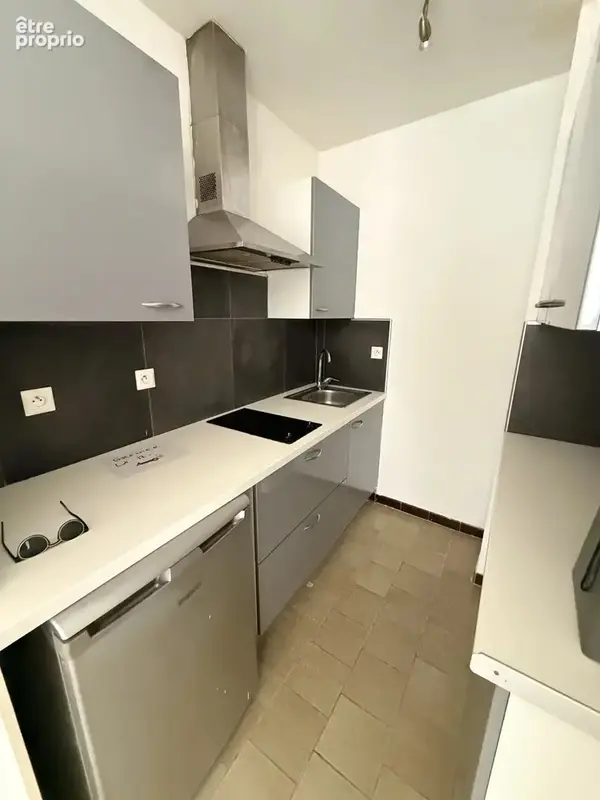 Appartement 23 m² à Nimes  - photo 4