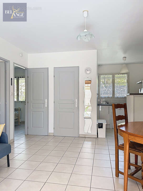 Maison à SAINT-ALBAN-AURIOLLES