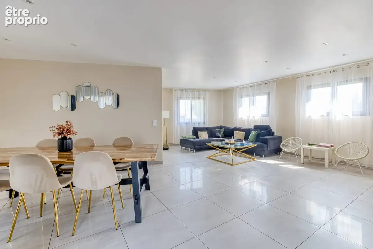 Maison 6 pièces 120 m² à vendre à Viriat (01440) - photo 6