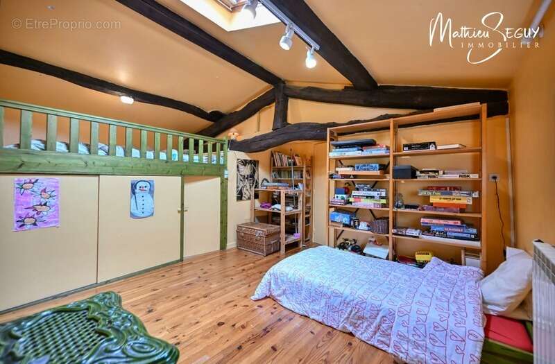 Maison à SAINT-MARTIN-EN-HAUT