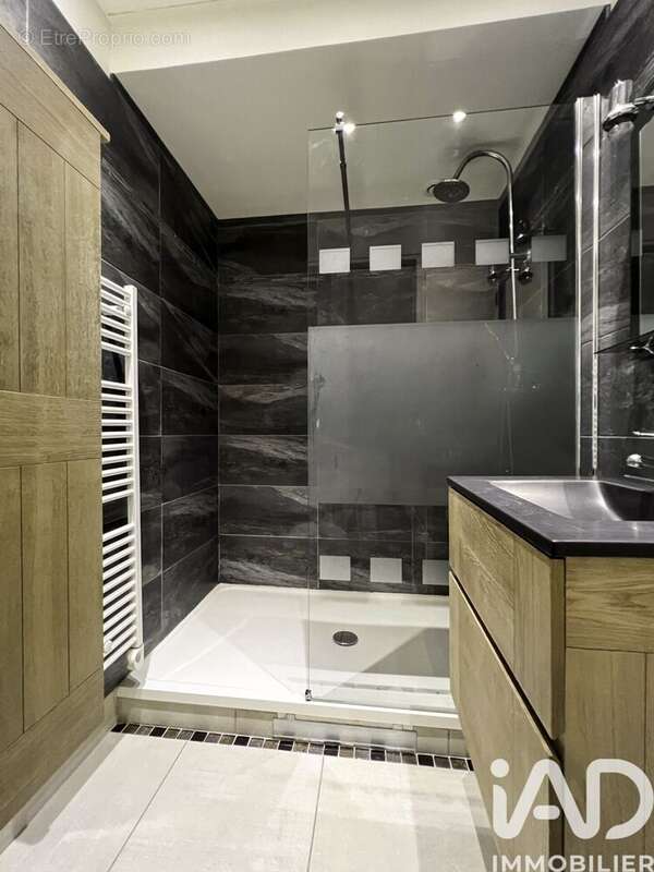 Photo 4 - Appartement à SAINT-MAUR-DES-FOSSES