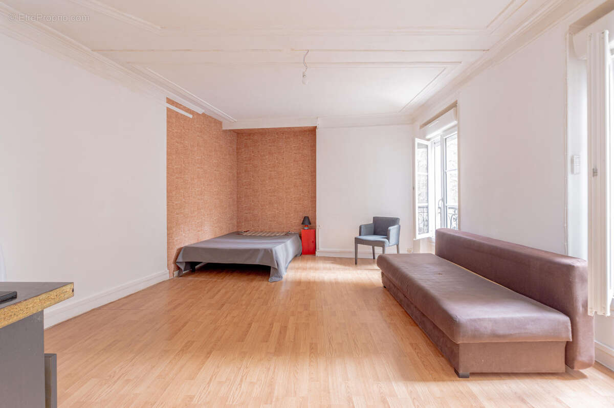 Appartement à PARIS-11E