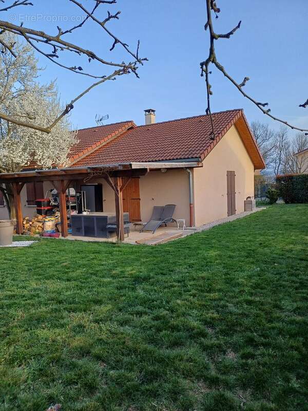 Maison à SARDIEU