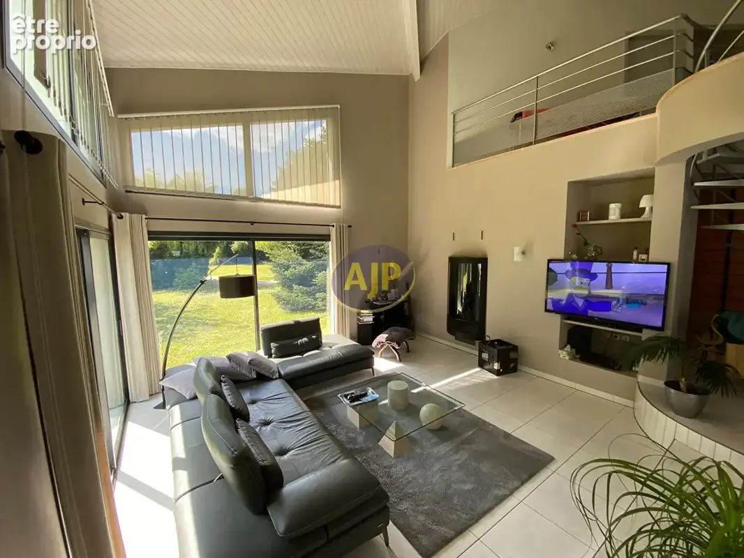 Maison d' architecte  8 pièces à 5 kms de la plage - photo 6