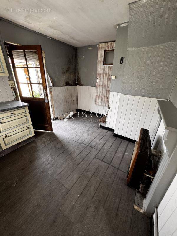 Maison semi individuelle à rénover à Saultain - photo 3