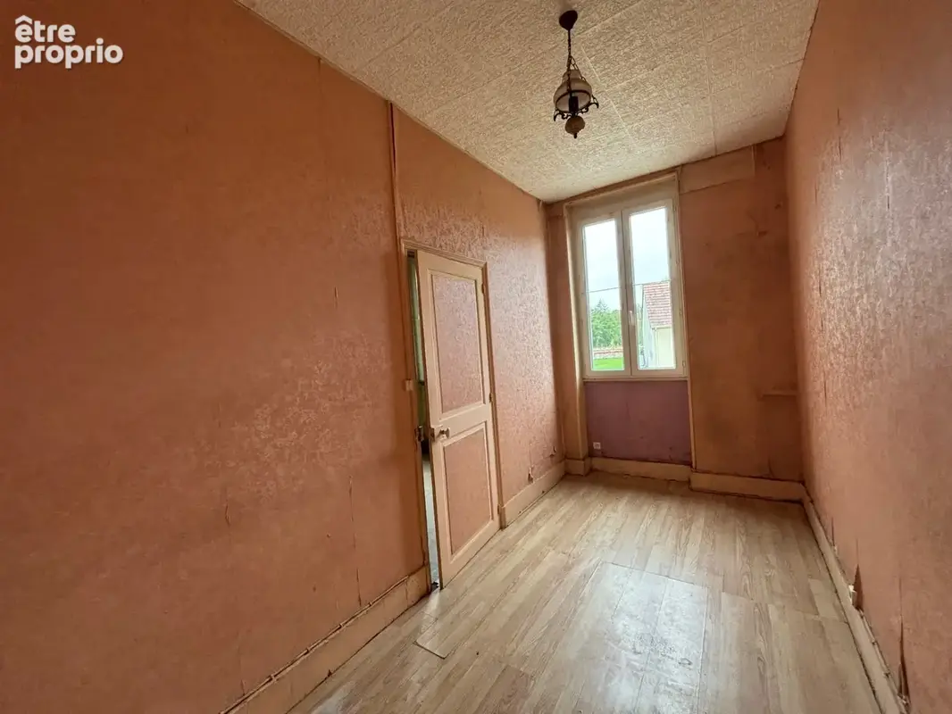 Maison à vendre 3 pièces LA GUERCHE SUR L'AUBOIS (18) - photo 6
