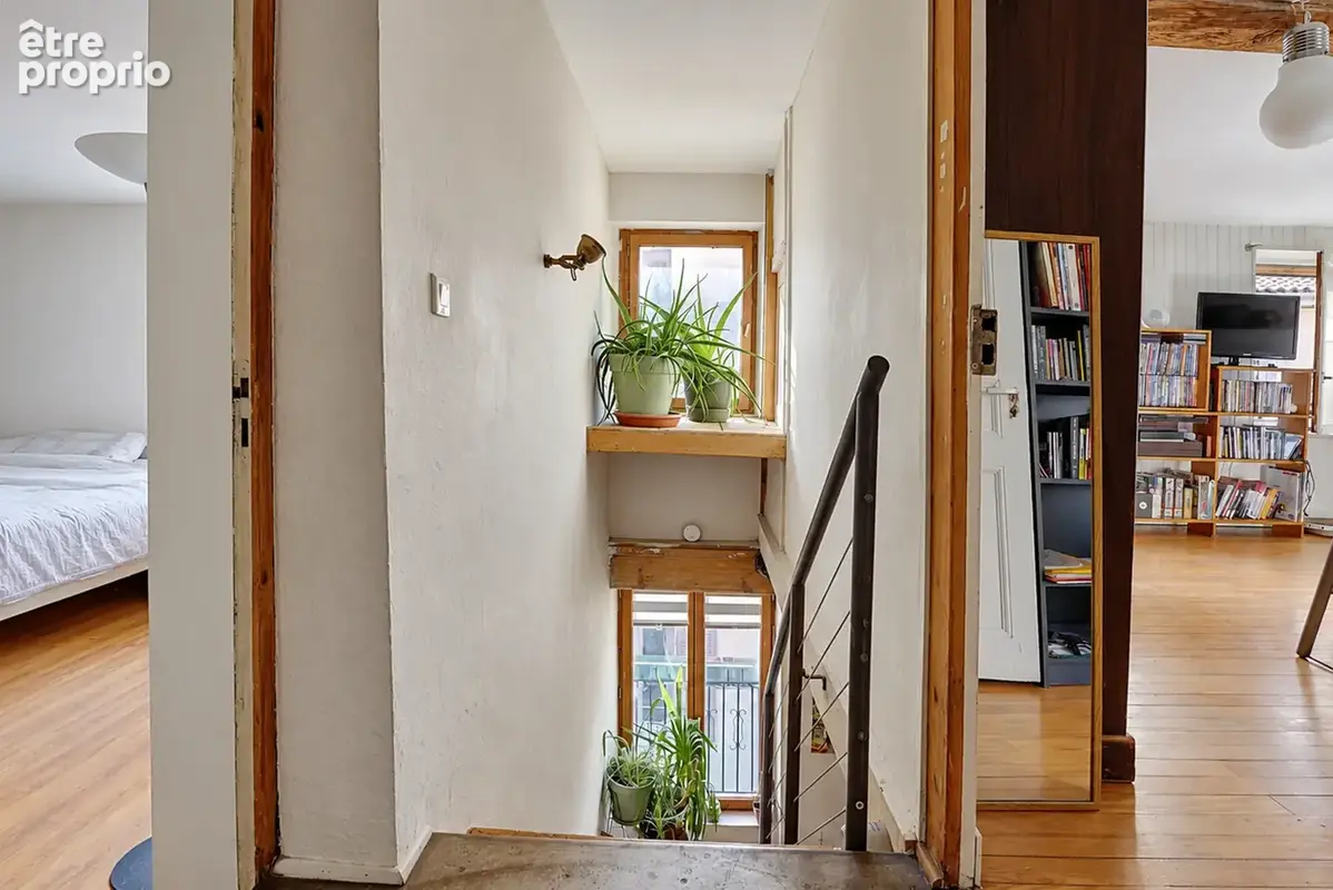 Maison de village de caractère   135 m2   cœur de neuville-sur-saône - photo 5