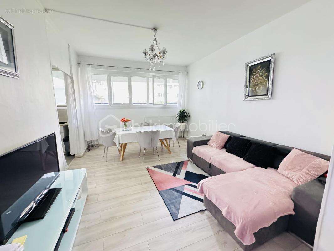 Appartement à LYON-9E