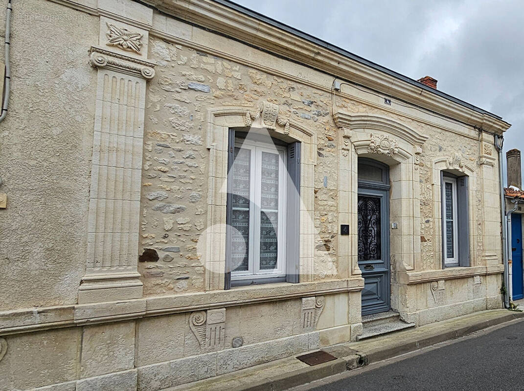 Maison à LA TREMBLADE