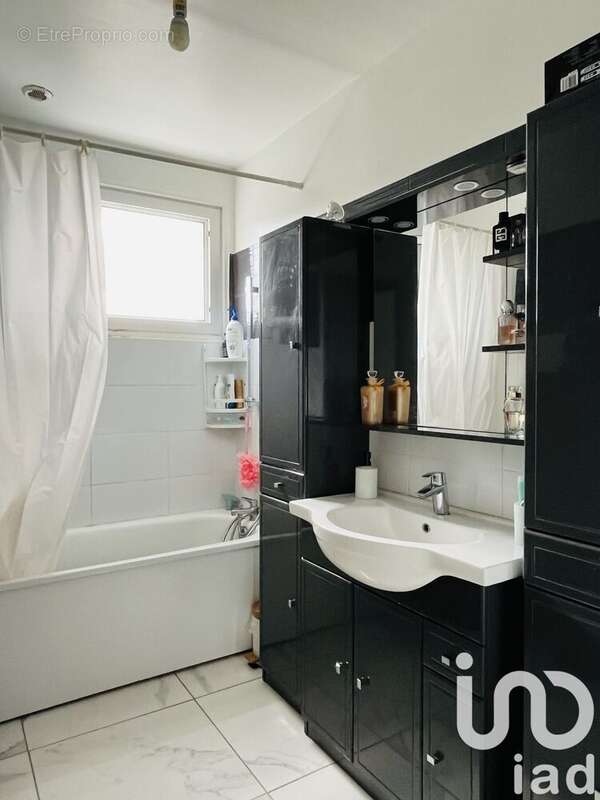 Photo 8 - Maison à FLEURY-LES-AUBRAIS