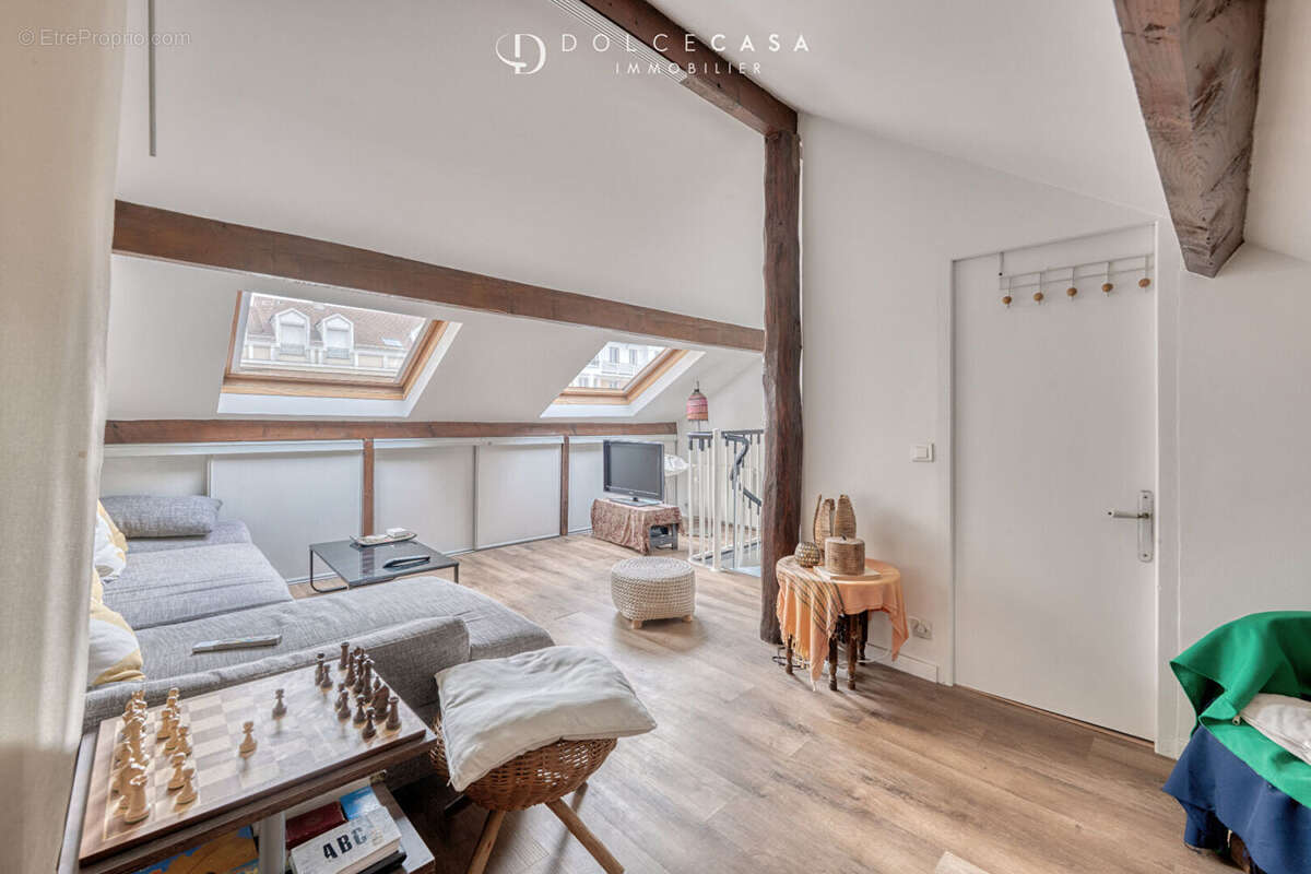 Appartement à LE PERREUX-SUR-MARNE