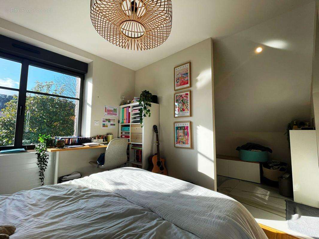 Maison à MONTFORT-SUR-MEU