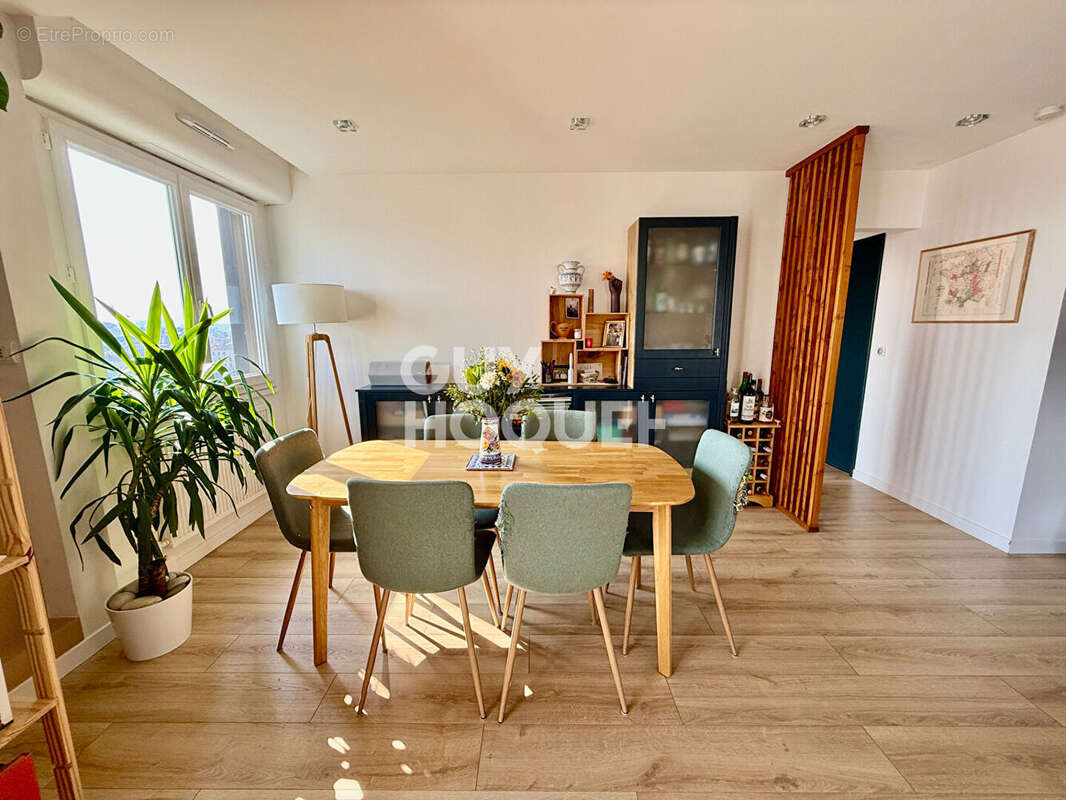 Appartement à CLERMONT-FERRAND