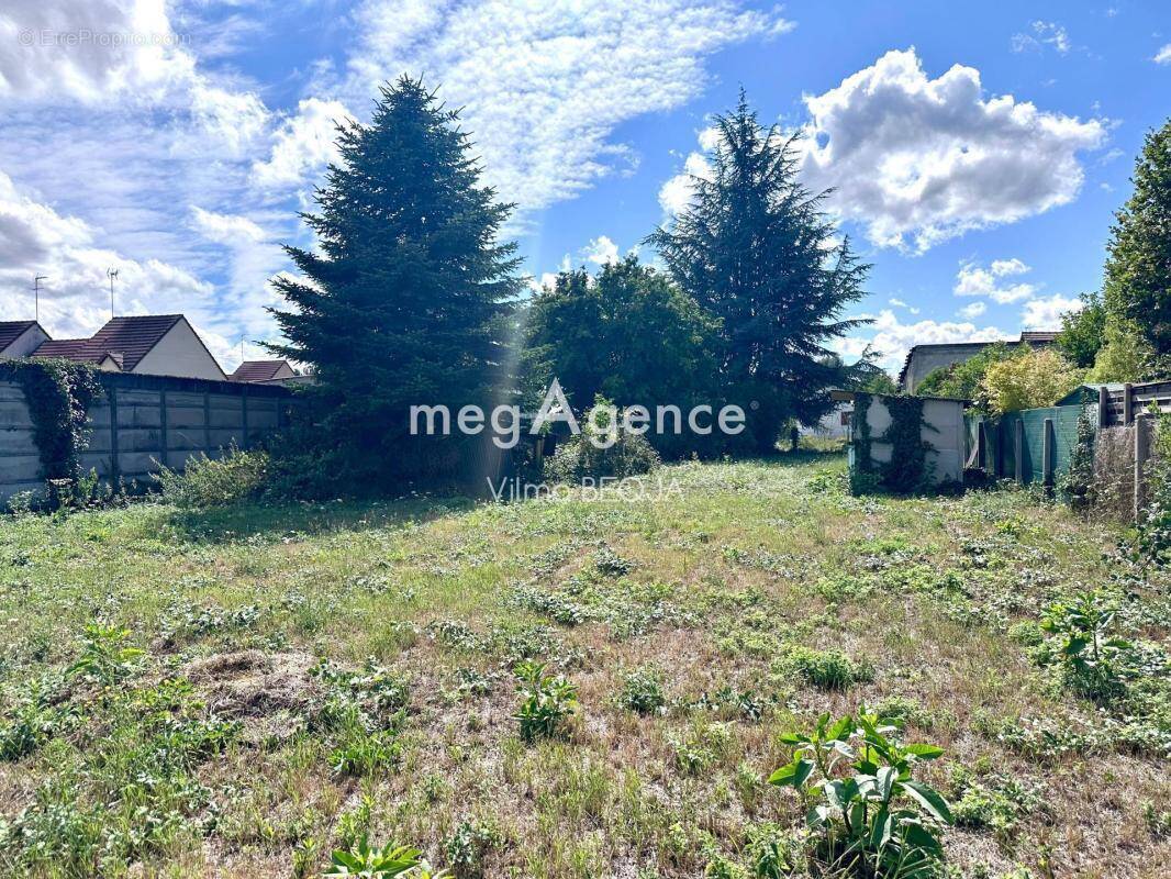 Photo Terrain à Sens au prix de 269 000€