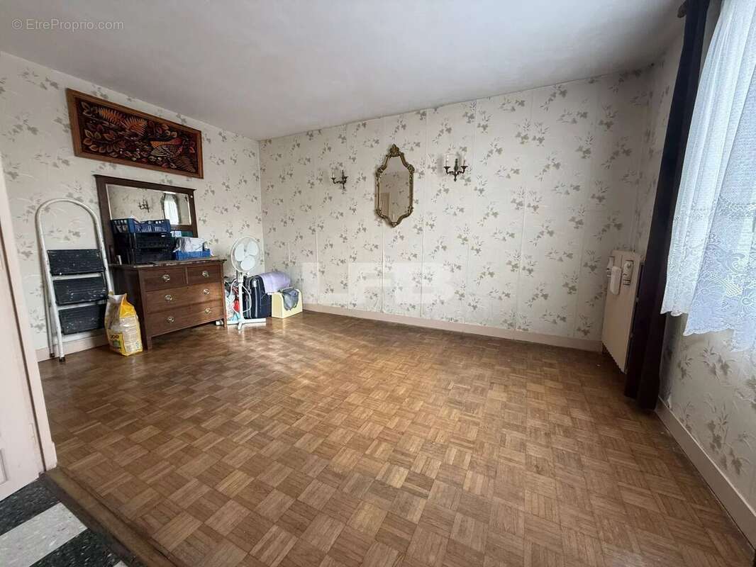 Maison à GRISY-LES-PLATRES