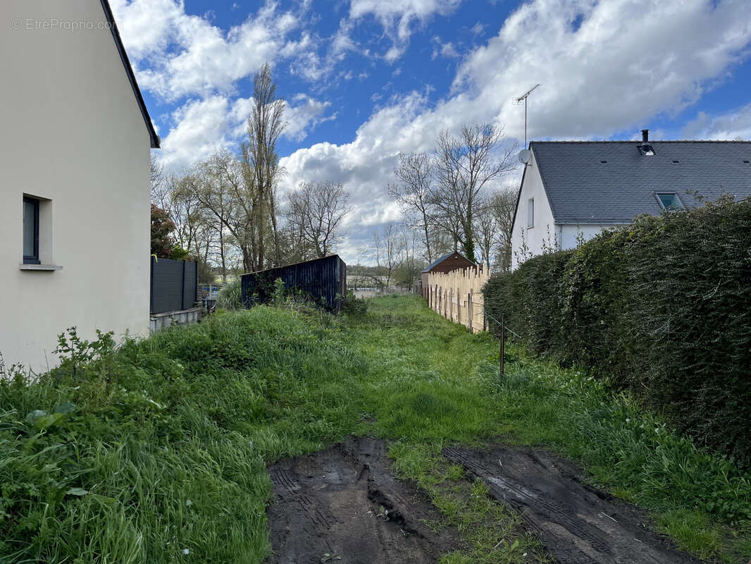 Terrain à SAINT-JOACHIM