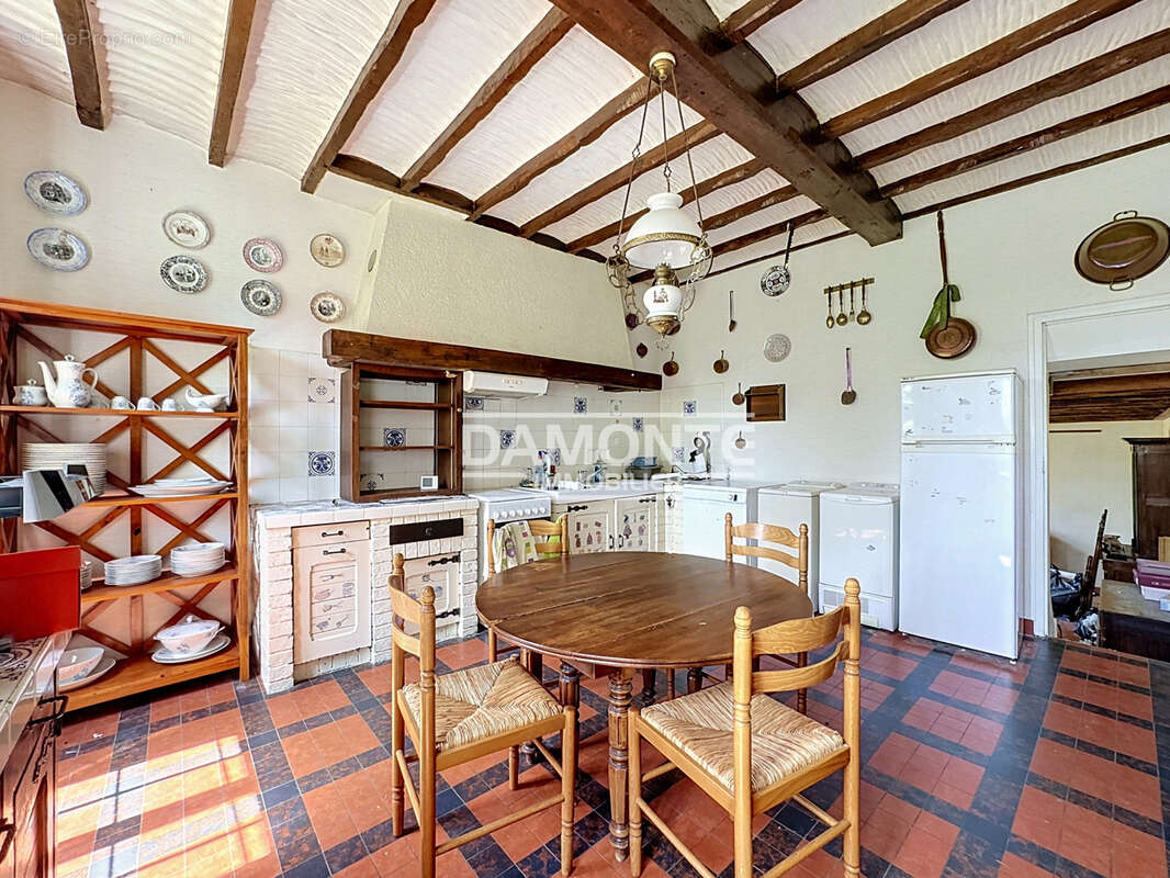 Maison à AIX-EN-OTHE