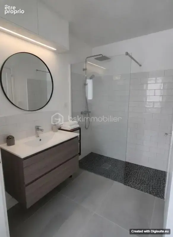 Centre ville vesoul,  grand appartement t3 de 85m2, avec une  entree independante - photo 4