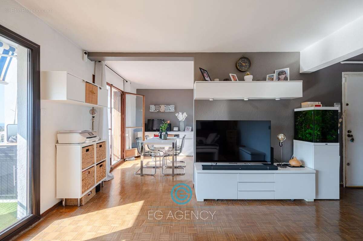 Appartement à MARSEILLE-9E