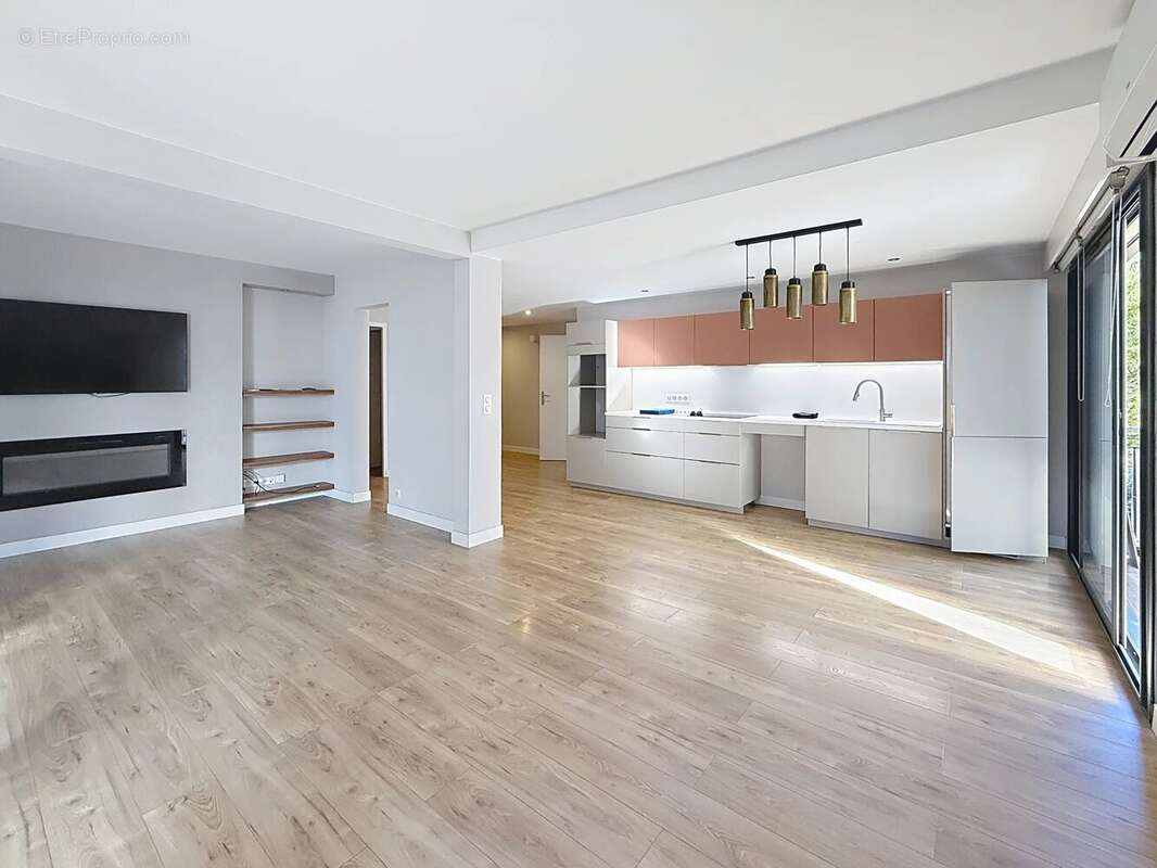 Appartement à LE CANNET