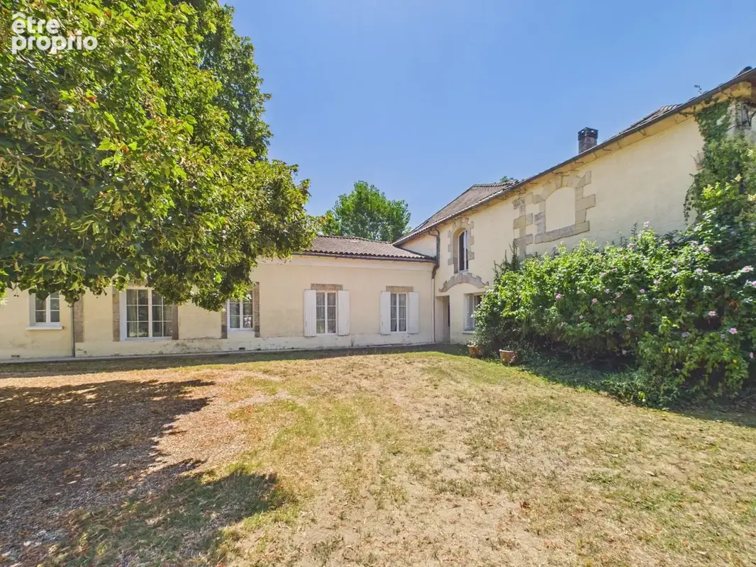 Maison à MONTCARET