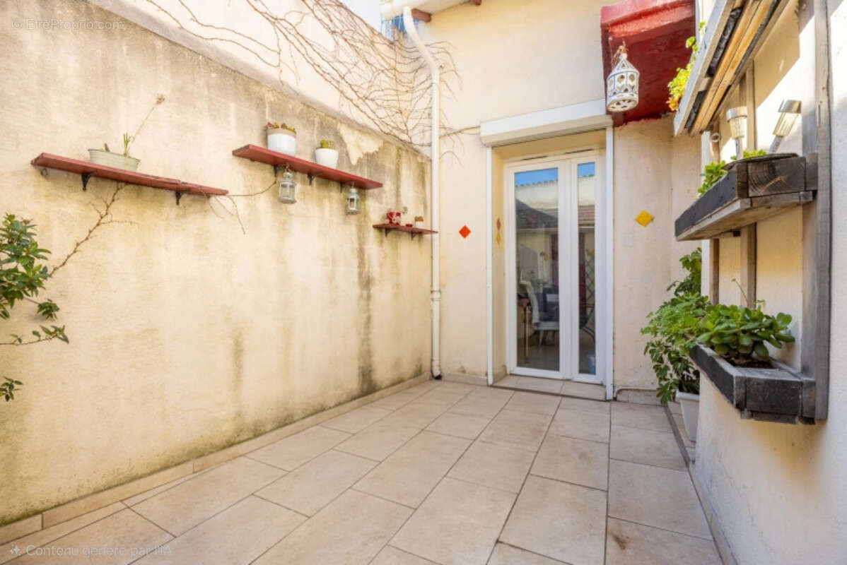 Maison à MARSEILLE-8E