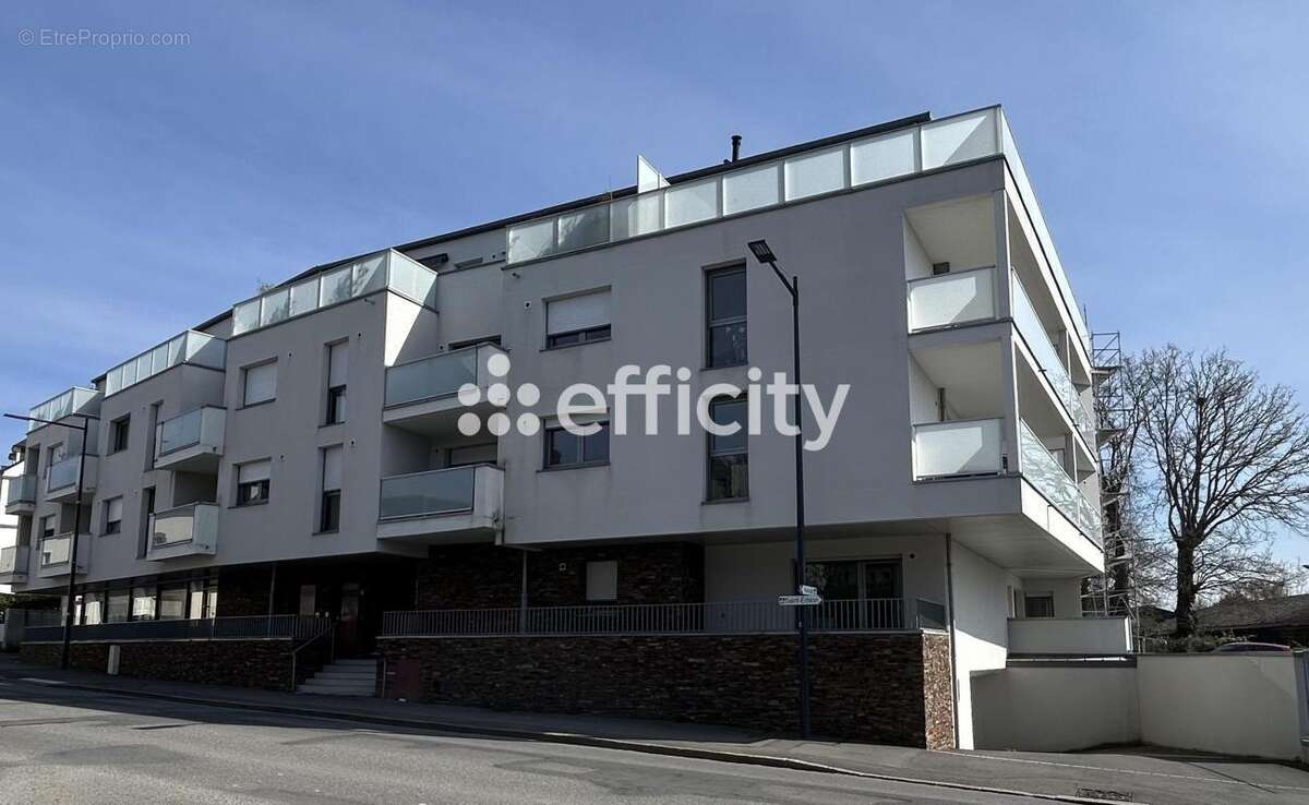 Appartement à NOYAL-CHATILLON-SUR-SEICHE