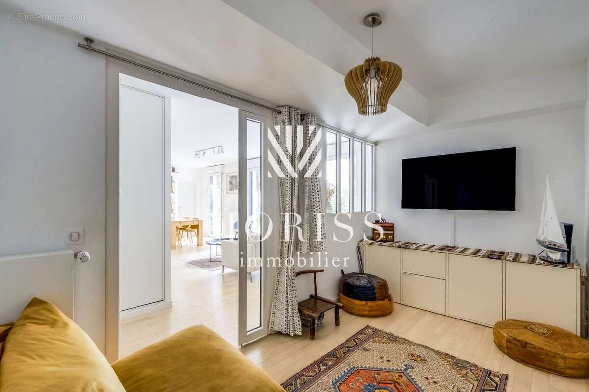 Appartement à NOGENT-SUR-MARNE